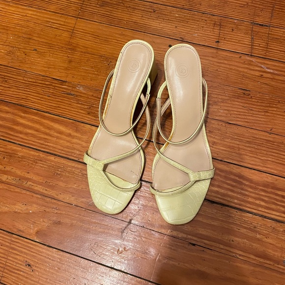 Urban Outfitters Natalie Strappy Heel - Picture 2 of 6